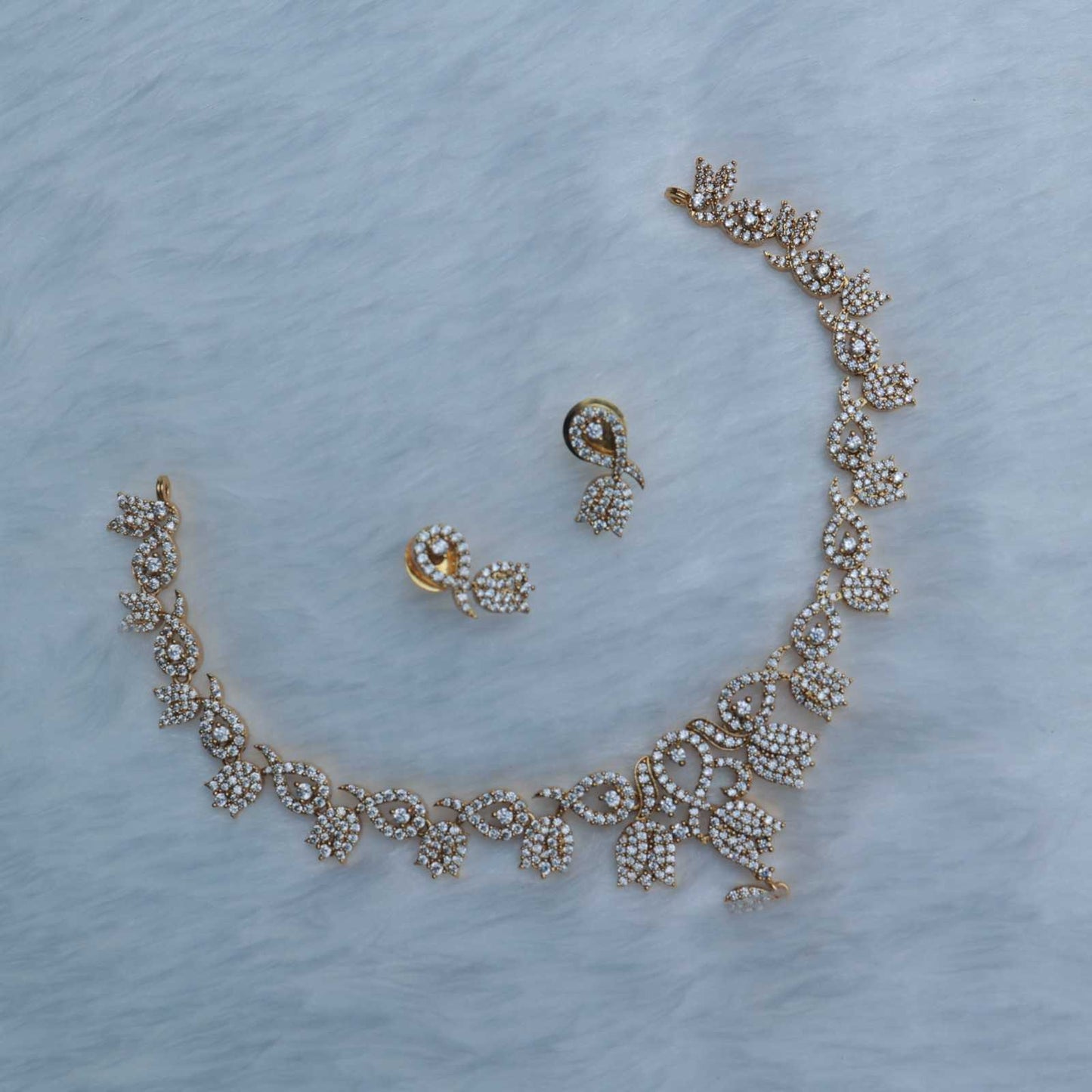 Premium Quality 1st Grade AD White Stones Floral Pattern Necklace Exact Diamond Replica Design  N0121-CR63