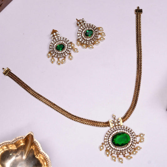 Emerald Green Stone Attigai necklace N0089-CJ34
