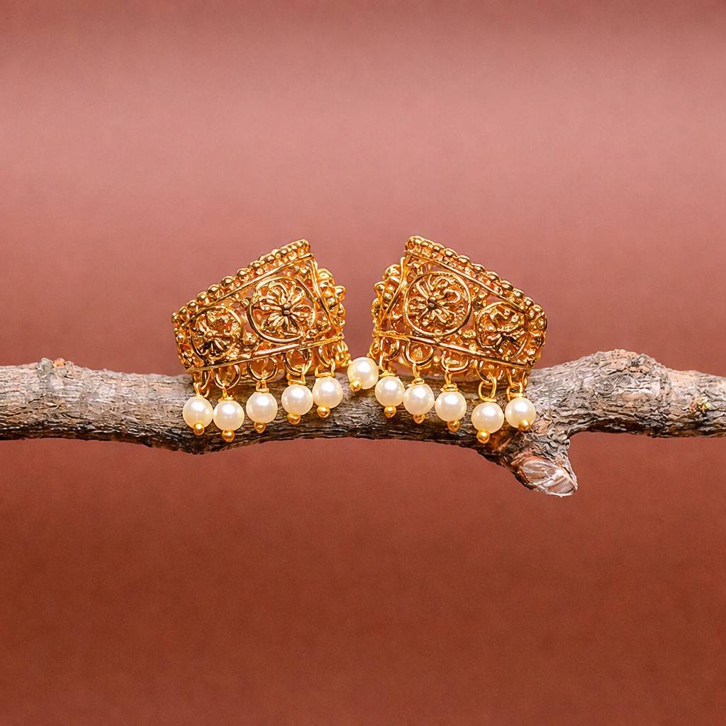 Ear cuff / Bugadi premium quality antique finish with pearl hanging slight press to adjust to our ears - EJ001-CO12