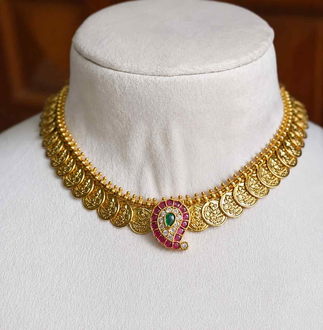 N0324 Coin necklace with Mango Motif