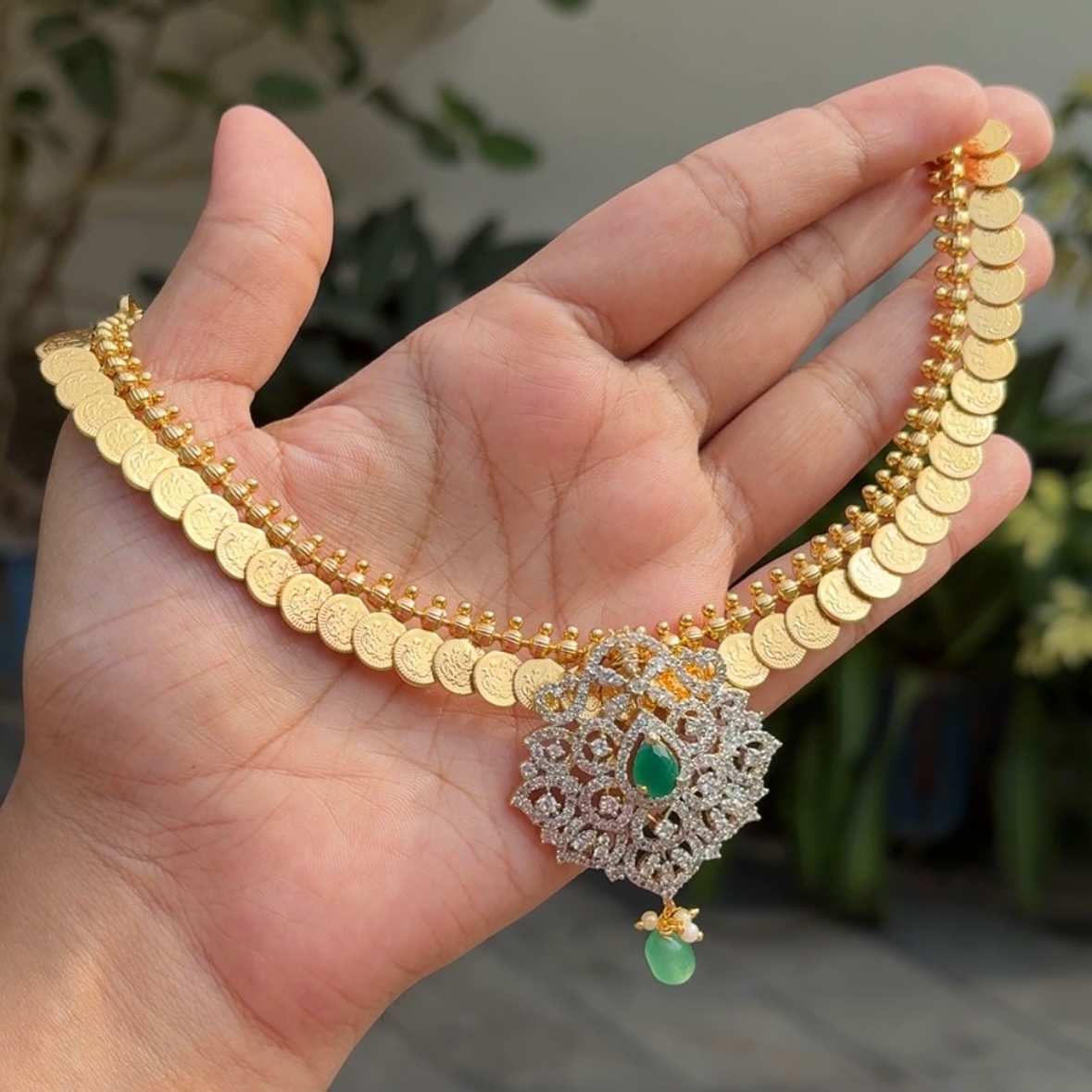 Premium Qualityt Traditional Kasu and Mordern AD White & Emerald Stone Necklace N0123-CV90