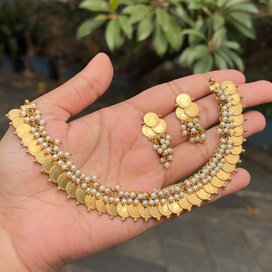 Traditional Coin Necklace with Pearls N0030-CD40