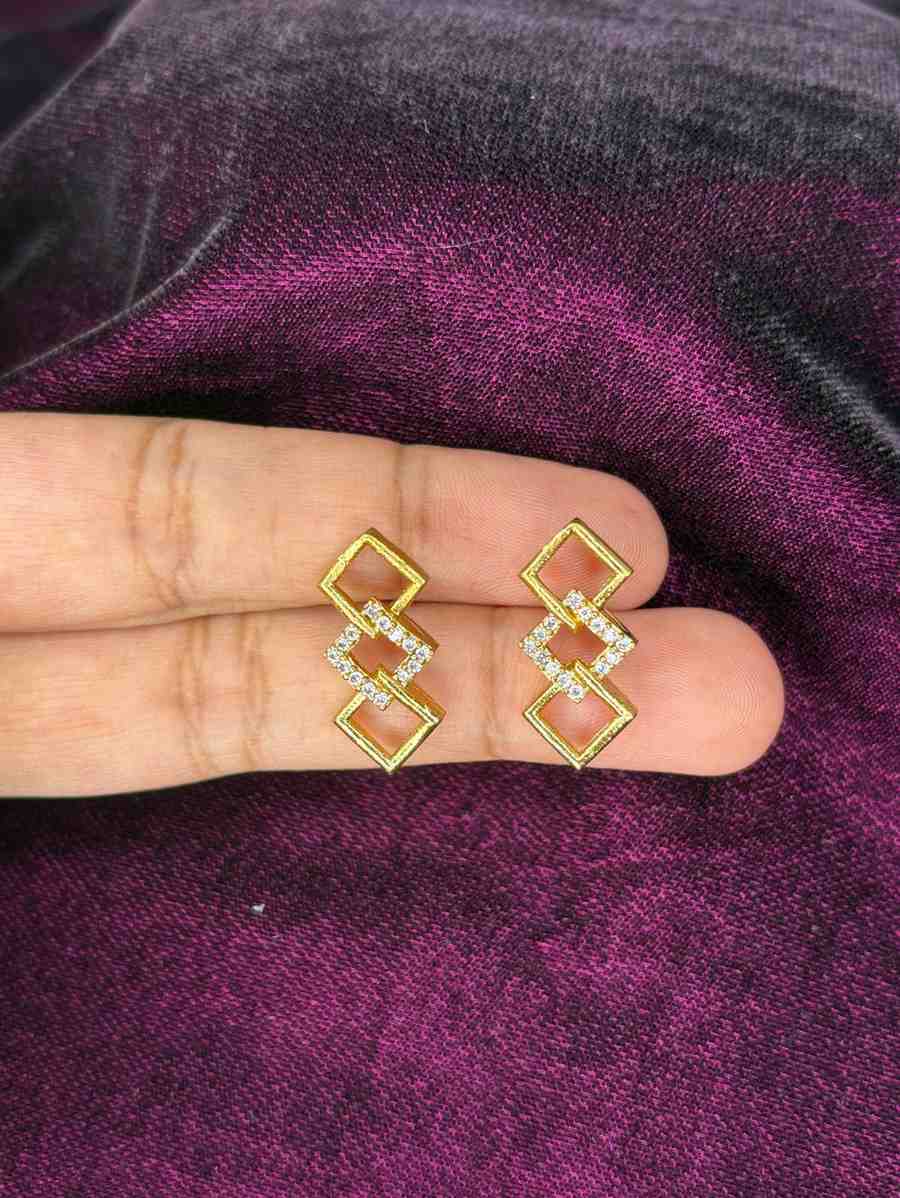 Minimal Diamond Replica Necklace N0220-CJ25