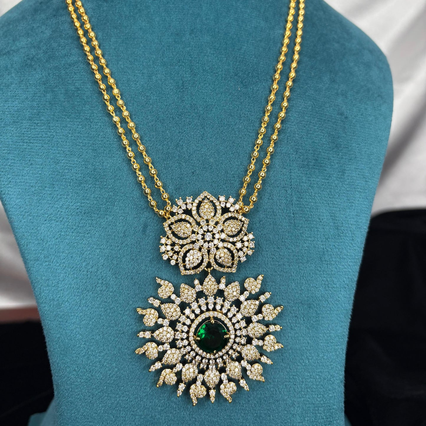 AD Stone Emerald Flower pendant H0001-CU80