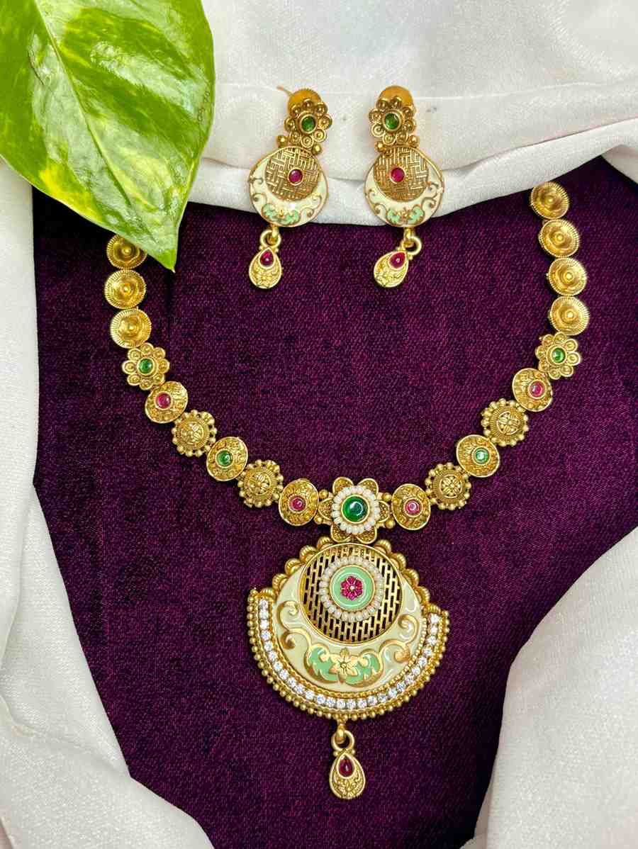 Meenakaari Necklace N0024
