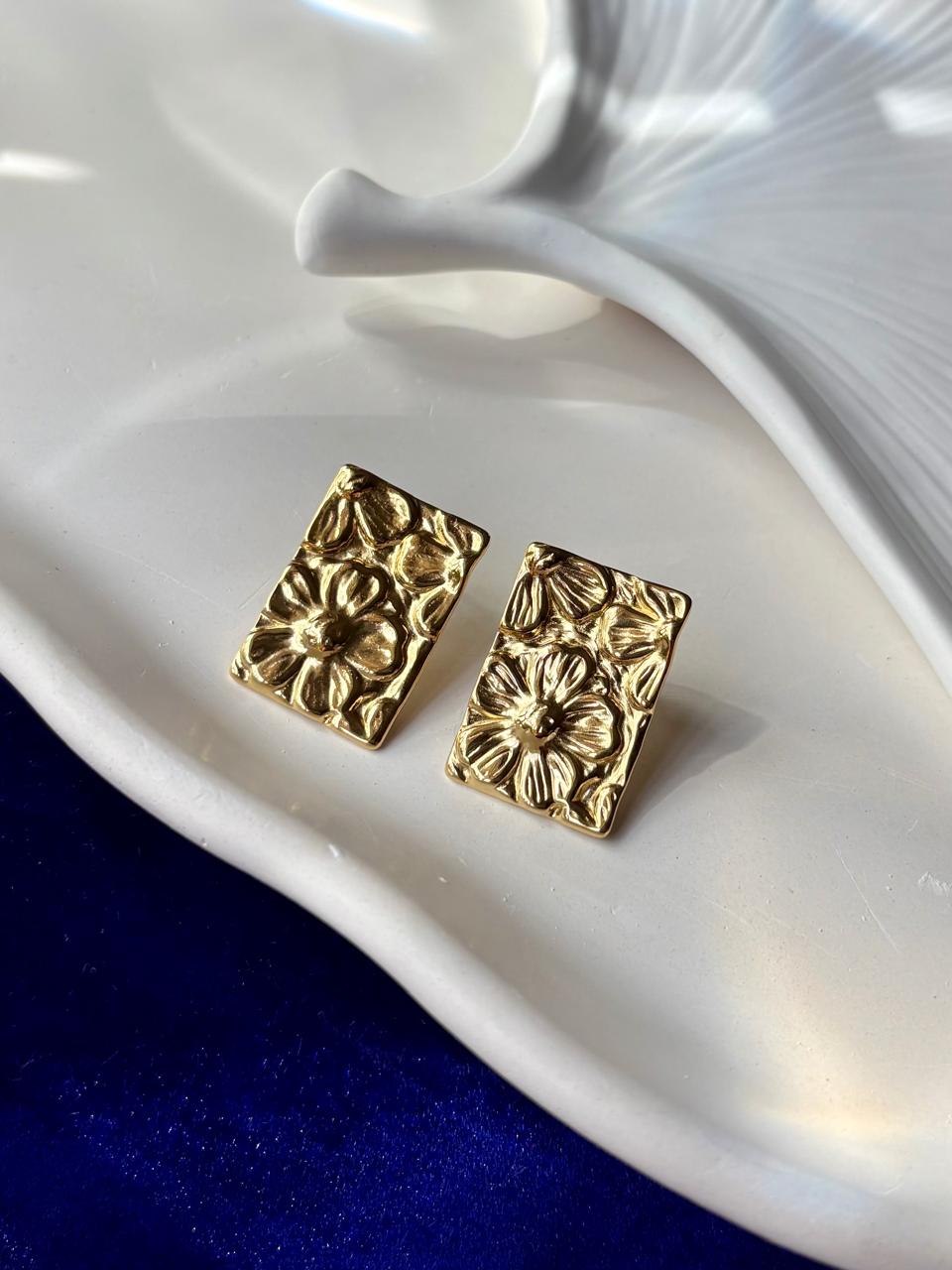 Stainless Steel Anti Tarnish 18k Gold plated Rectangle Shape Earring SS015