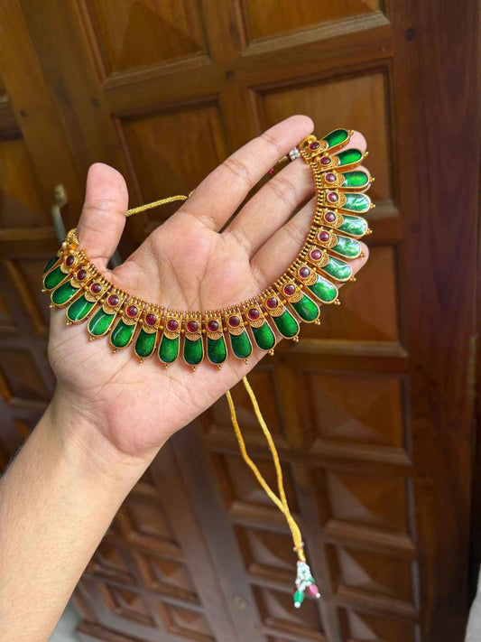 Matte finish Floral Palakka Necklace N0228