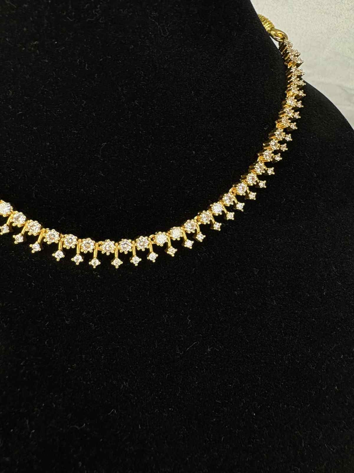 AD White Stone Diamond Replica Minimal Necklace with Earring N0068-CJ33