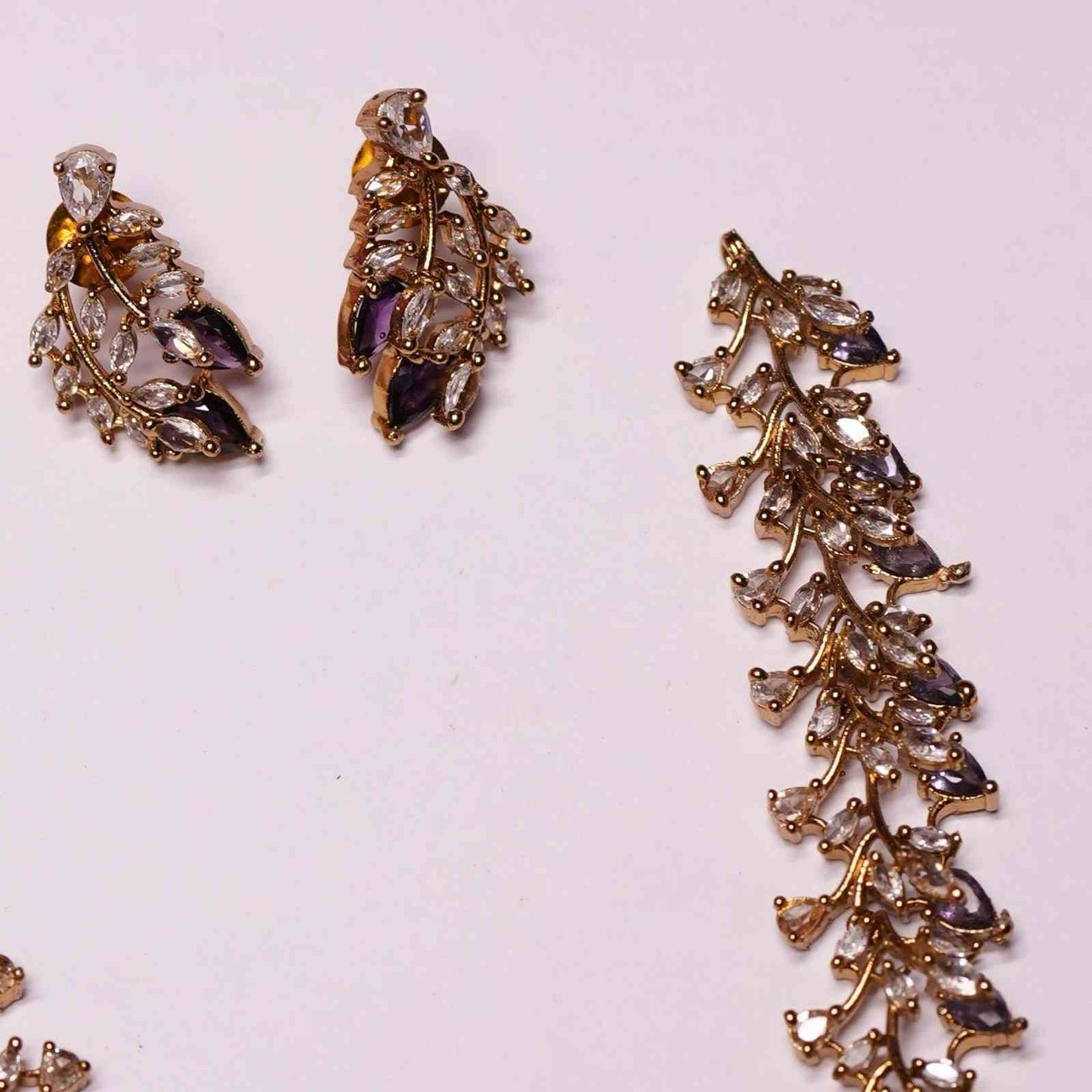 AD White & Sapphire Stone Necklace N0026-CJ64