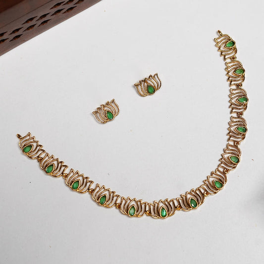 Lotus Necklace Emerald Green Stone N0039-CJ25