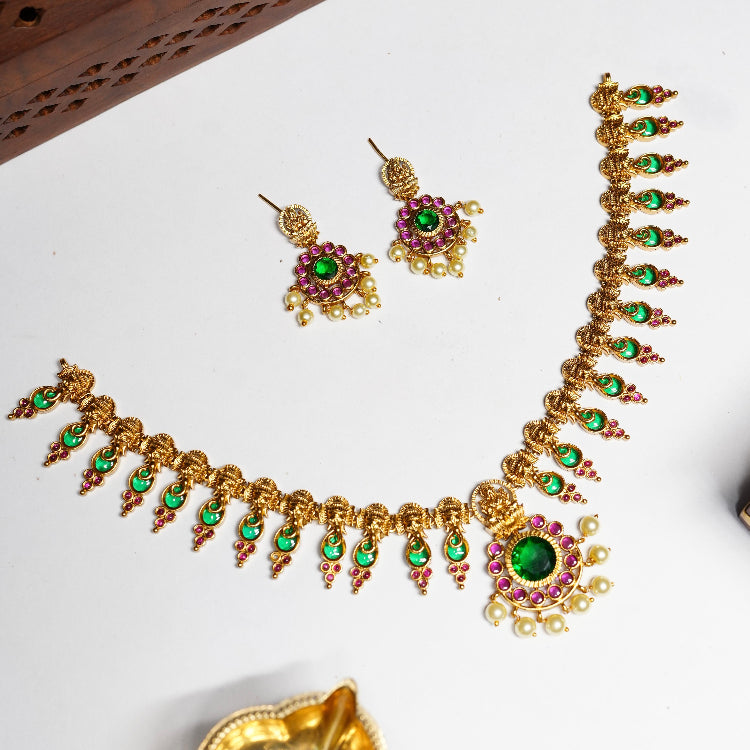 Premium  Quality Traditional Ganesh Necklace designed with Emerald Stone N0052-CJ110