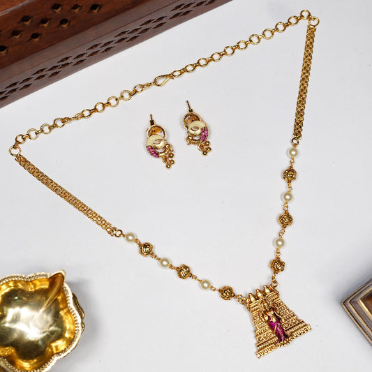 Middle length Kopuram Meenakshi Gold & Pearl Beads Chain N0045-CO88