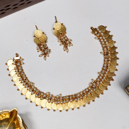 Traditional Coin Necklace with Pearls N0030-CD40