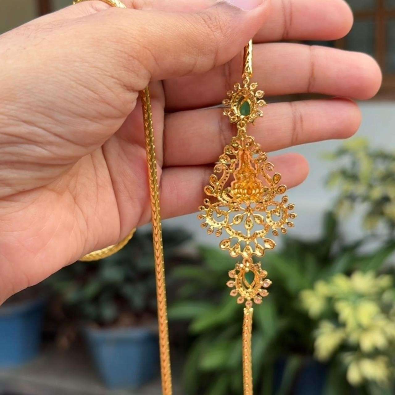 Premium Quality Lakshmi 26 inch Mogappu Chain With Emerald Chain and AD DIAMONDS H0028-CS54