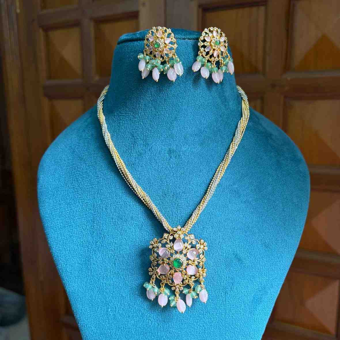 Premium Quality Italian Chain Necklace with Pastel pink Sea blue Pendent Necklace N0133-CR110