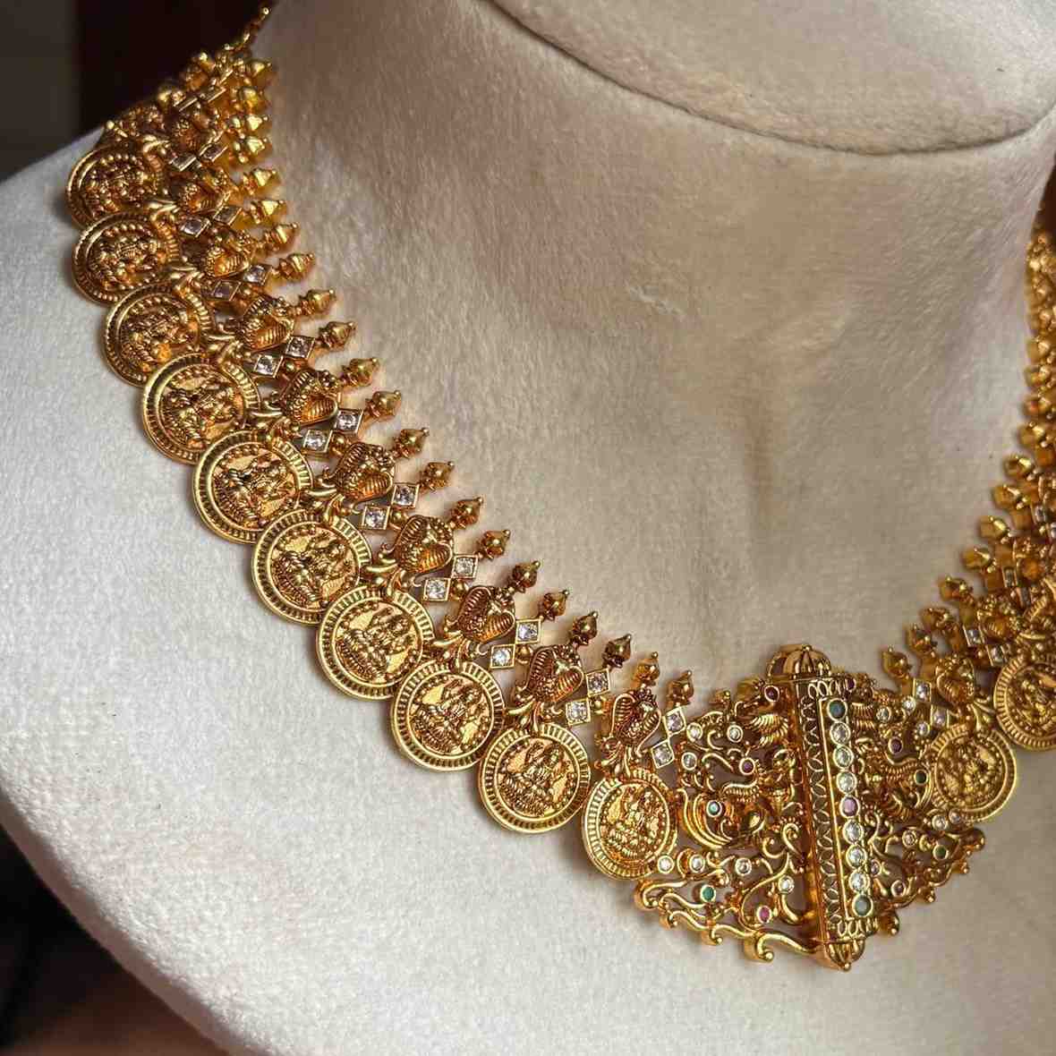 Premium Quality Traditional Lakshmi Kasu mala Designed with Trendy Patterns On it comes with screw back earrings N0153-CS200