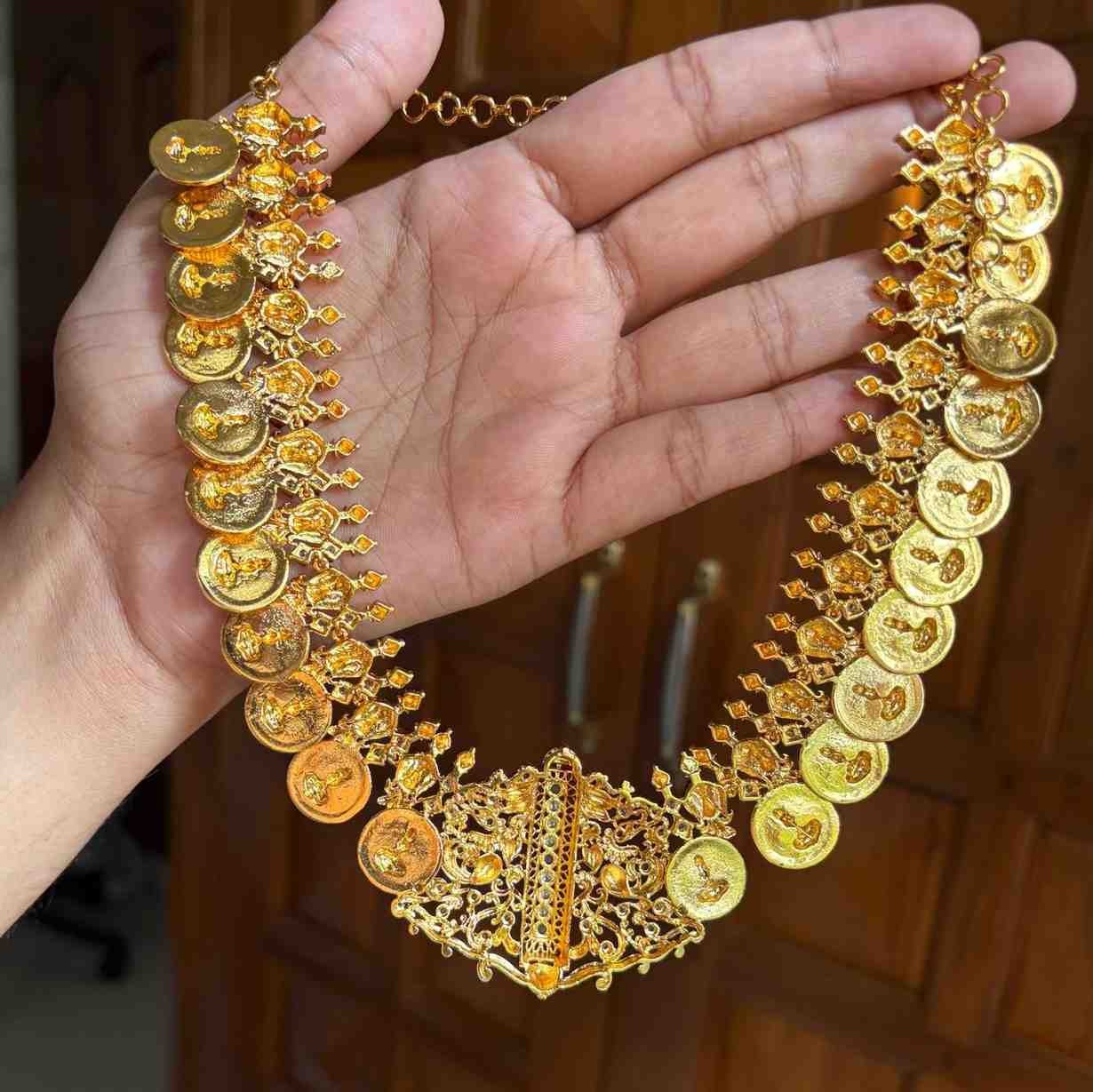 Premium Quality Traditional Lakshmi Kasu mala Designed with Trendy Patterns On it comes with screw back earrings N0153-CS200