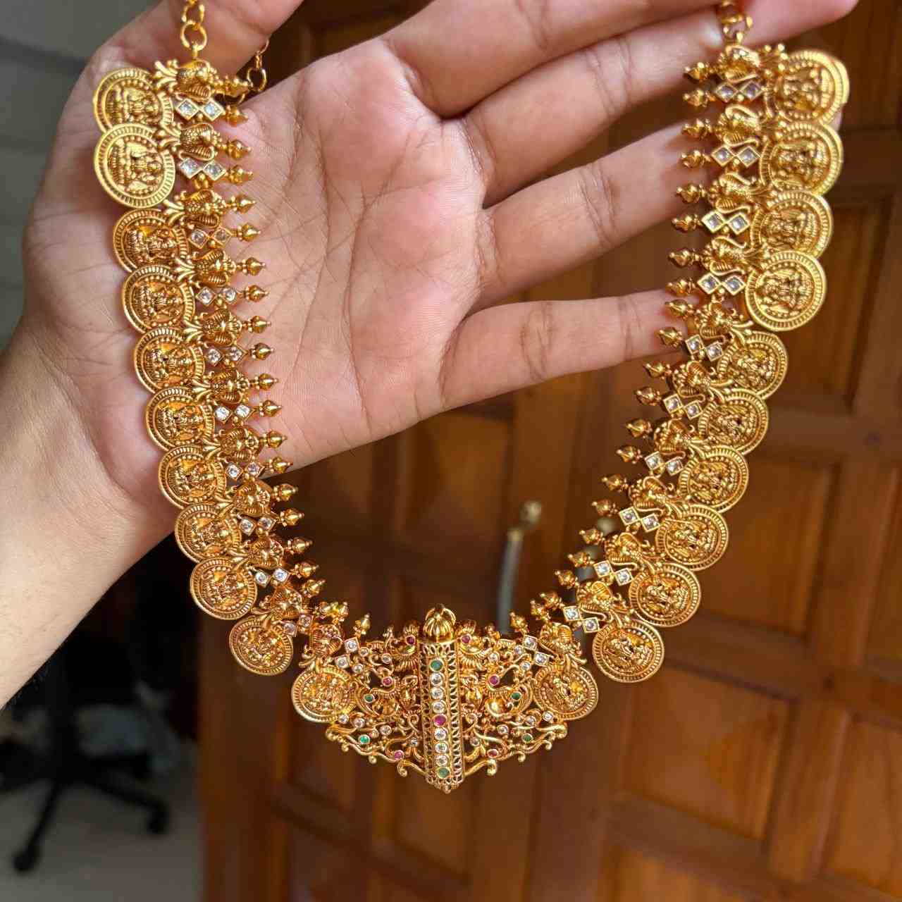 Premium Quality Traditional Lakshmi Kasu mala Designed with Trendy Patterns On it comes with screw back earrings N0153-CS200