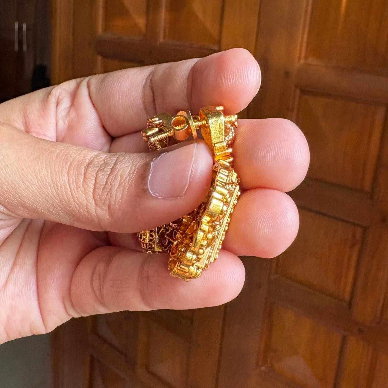 Premium Quality Traditional Lakshmi Kasu mala Designed with Trendy Patterns On it comes with screw back earrings N0153-CS200