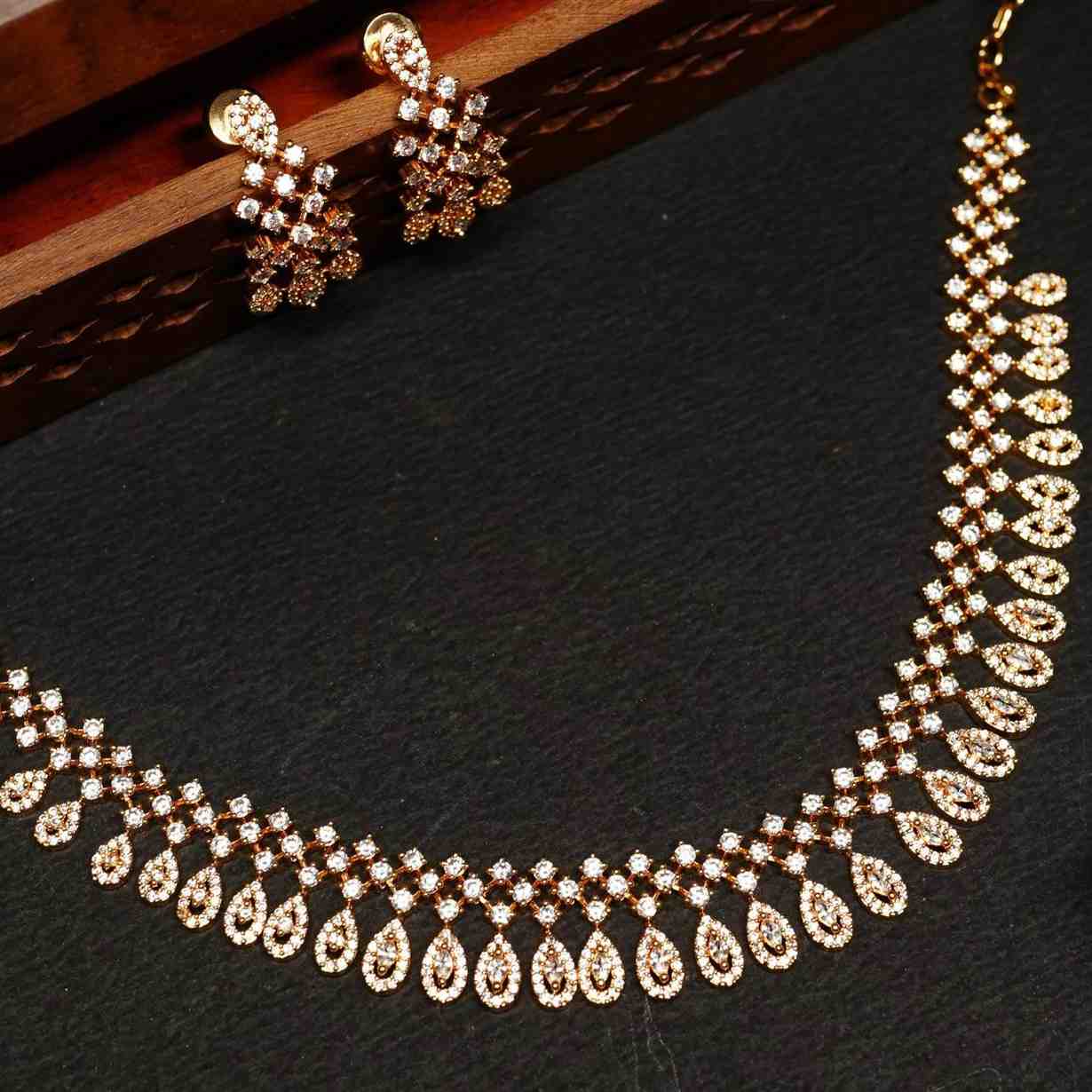 Premium Quality White AD Stone Diamond Replica Necklace N0076-CJ88