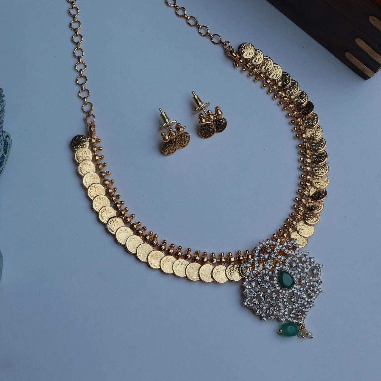 Premium Qualityt Traditional Kasu and Mordern AD White & Emerald Stone Necklace N0123-CV90