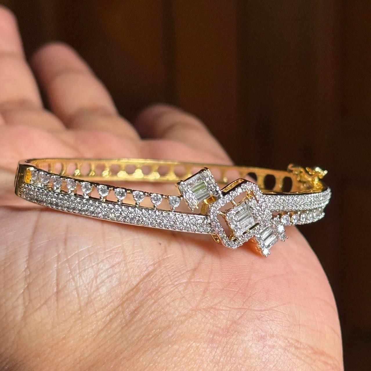 Premium Quality Geometric Pattern Kada Single Bangle designed with American Diamonds Openable Bracelet  K0023-CS39