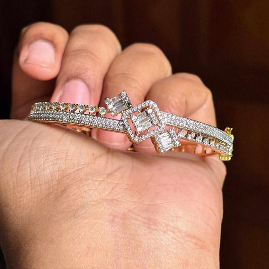 Premium Quality Geometric Pattern Kada Single Bangle designed with American Diamonds Openable Bracelet  K0023-CS39