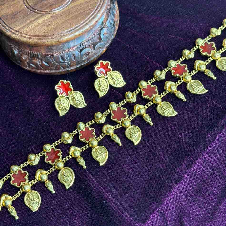 Premium Quality Maga Lakshmi RED ENAMEL Chocker set with Matching earrings N0162-CD33