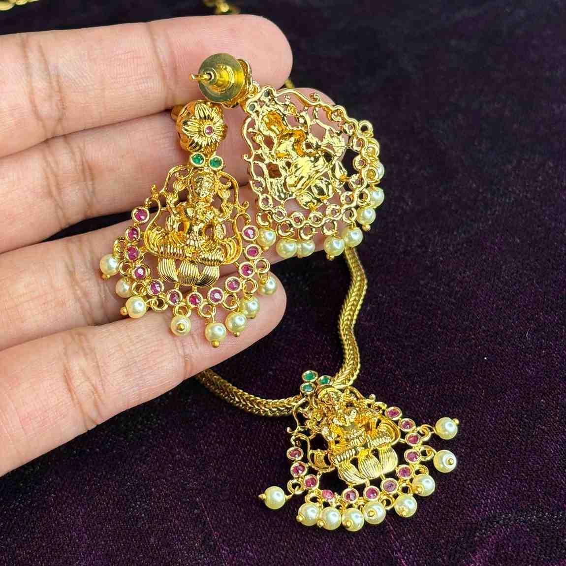 Premium Quality Lakshmi Attigai type necklace With earrings removeable locket N0175-CS25