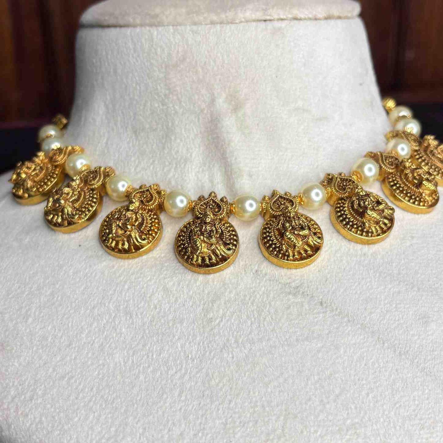 Premium Quality Traditional Pearl Necklace with Lakshmi dollar Design N0176-CS98