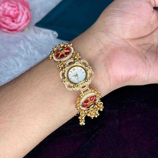 Premium Quality Designer Watch circle white dial Bracelet Type hook watch W001-CV120