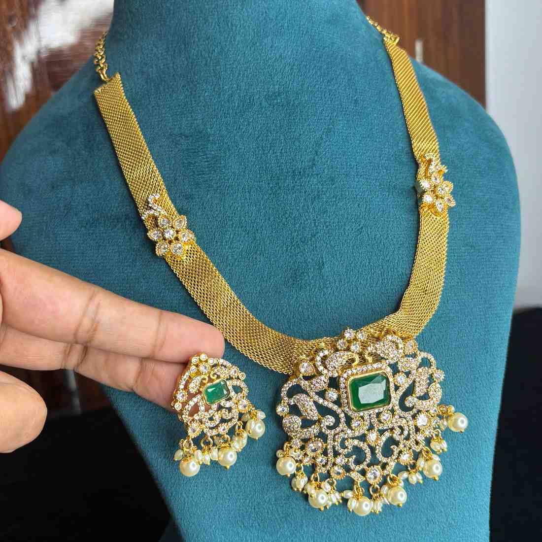 Premium Quality Middle length Floral Pattern necklace Pendent designed with Ad stone And emerald Stone N0180-CS129