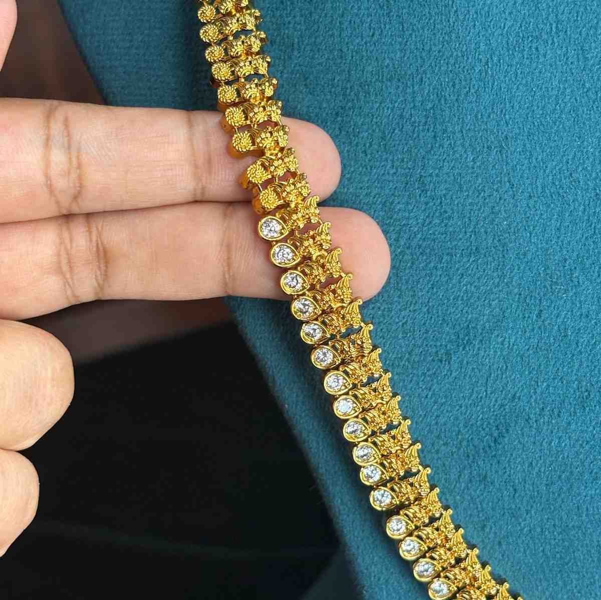 Premium Quality Lakshmi Haram of length 27 inch comes with Pairing Jhumka H0048-CS85