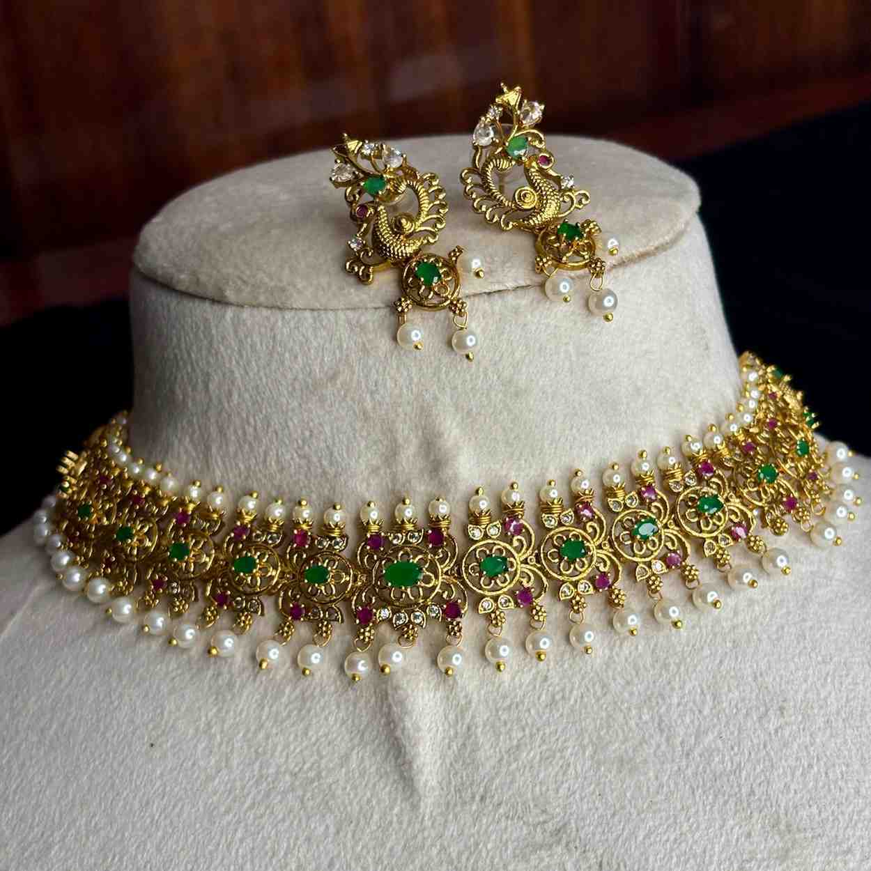 Premium Quality Emerald Green Stone With floral and Peacock Pattern Necklace with Matching earrings N0145-CI69