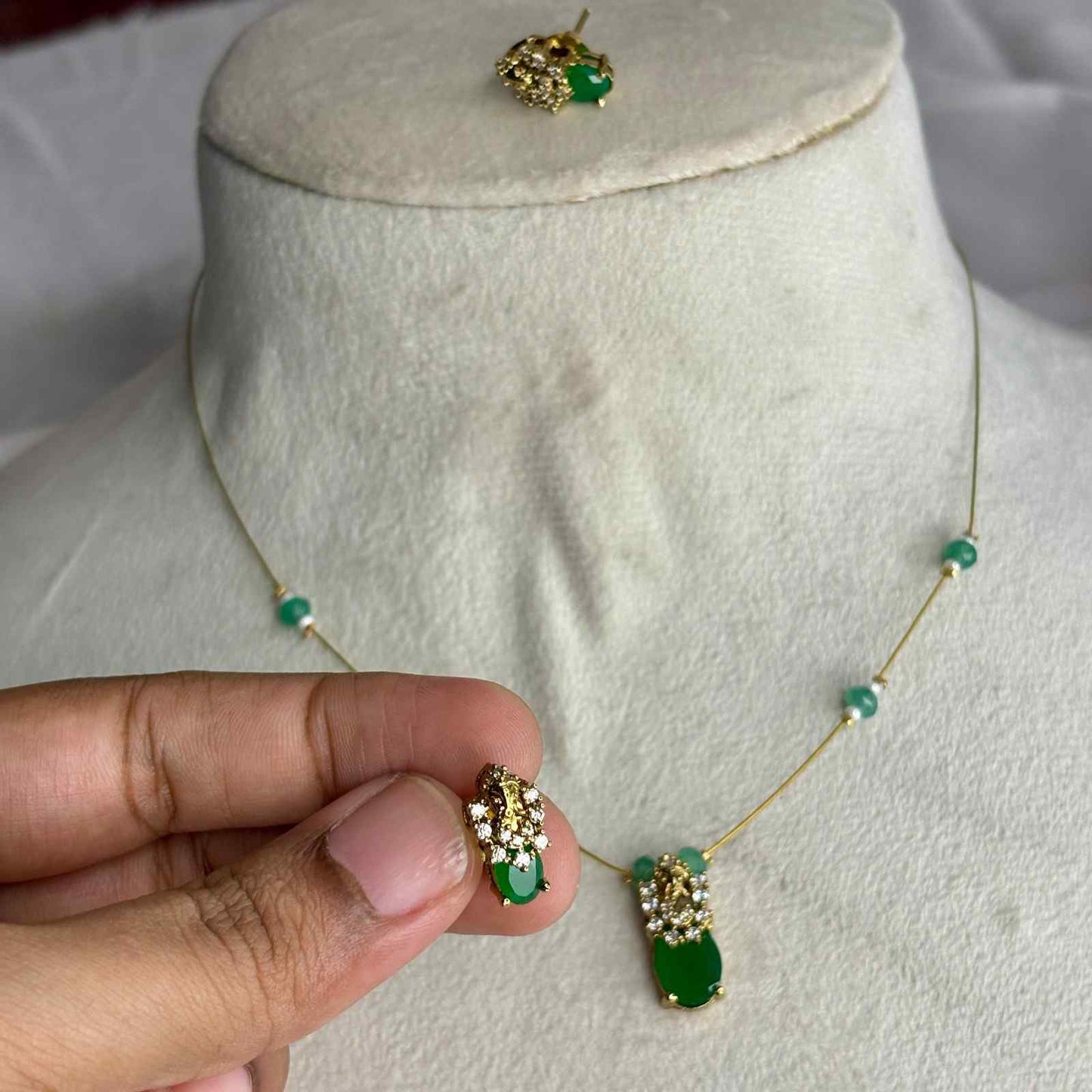 Premium Quality Stone invisible chain with earrings IN006-S28