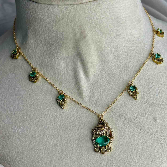 IN007 Stone invisible chain Peacock Pattern