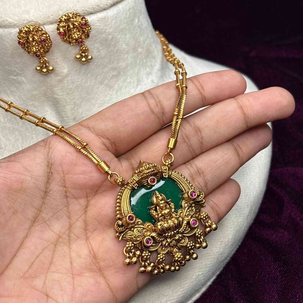 Middle Length Lakshmi Haram H0052-CJ33