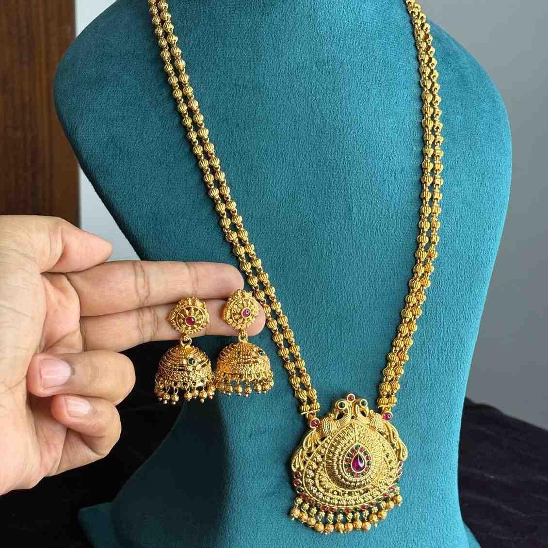 Premium Look Gold Replica Peacock Haram H0056-CJ58