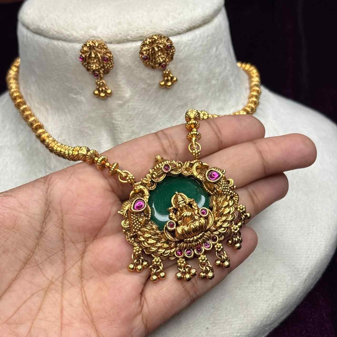 Middle Length Lakshmi Haram H0053-CJ33
