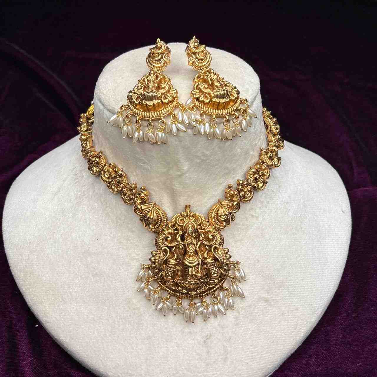 Matte finish Lakshmi Bridal Necklace N0232-CJ33