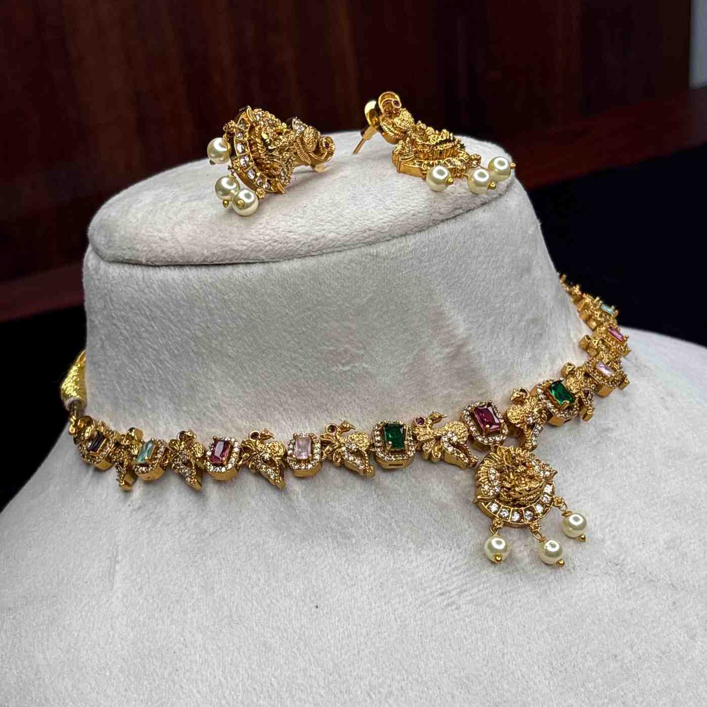 N0233  Multi Stone Navaratnam Necklace