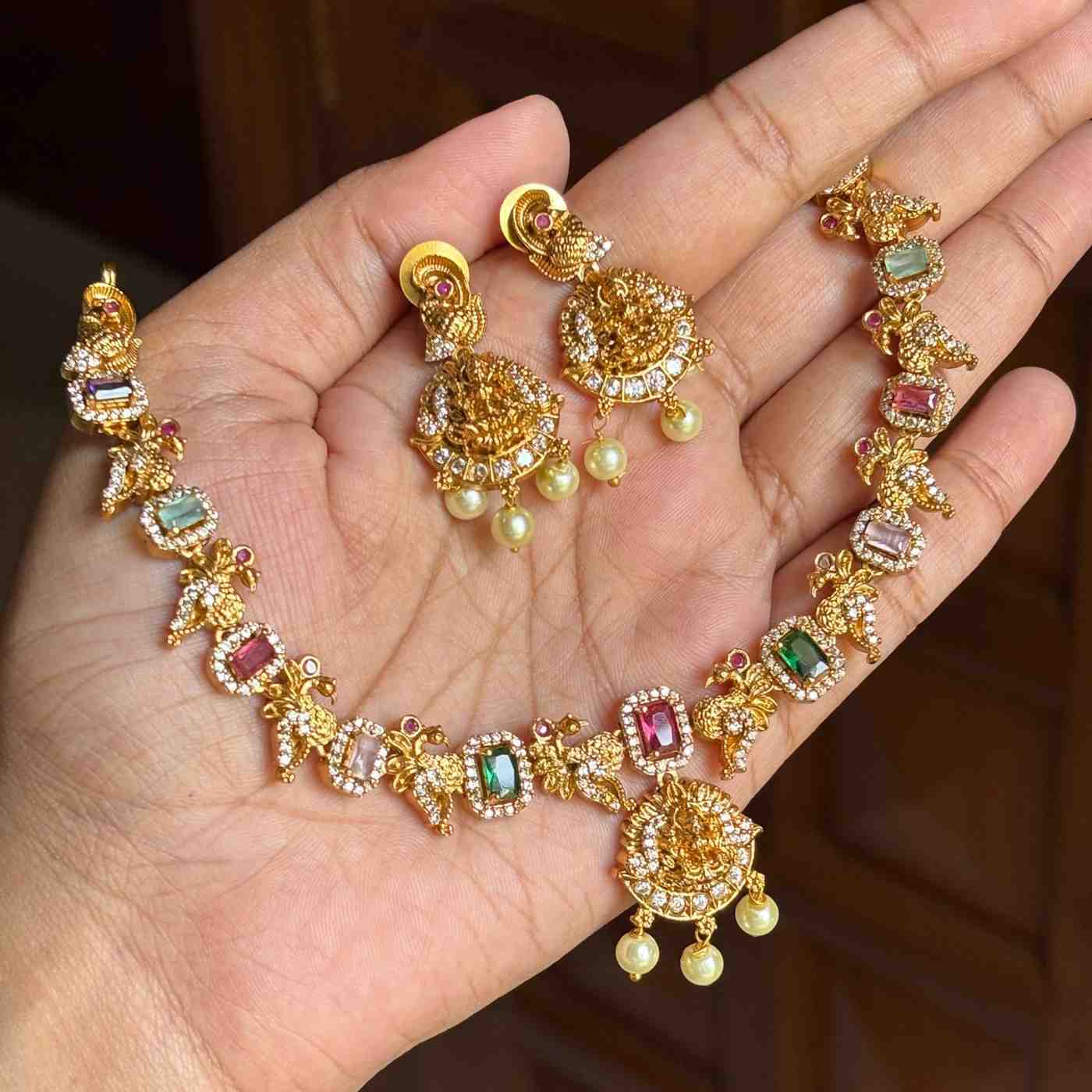 N0233  Multi Stone Navaratnam Necklace