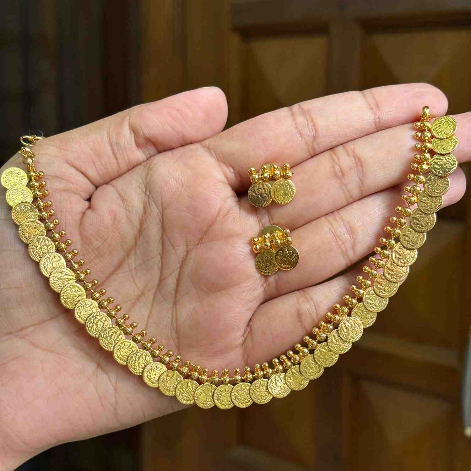 N0202 Premium Traditional Coin Necklace