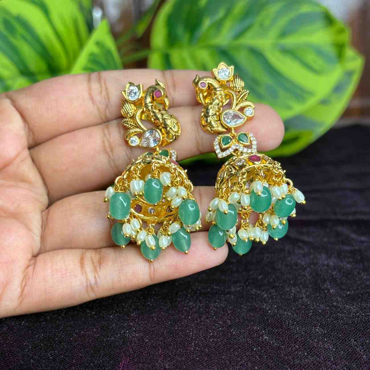 J0090 Premium Quality Peacock Stone Jhumka