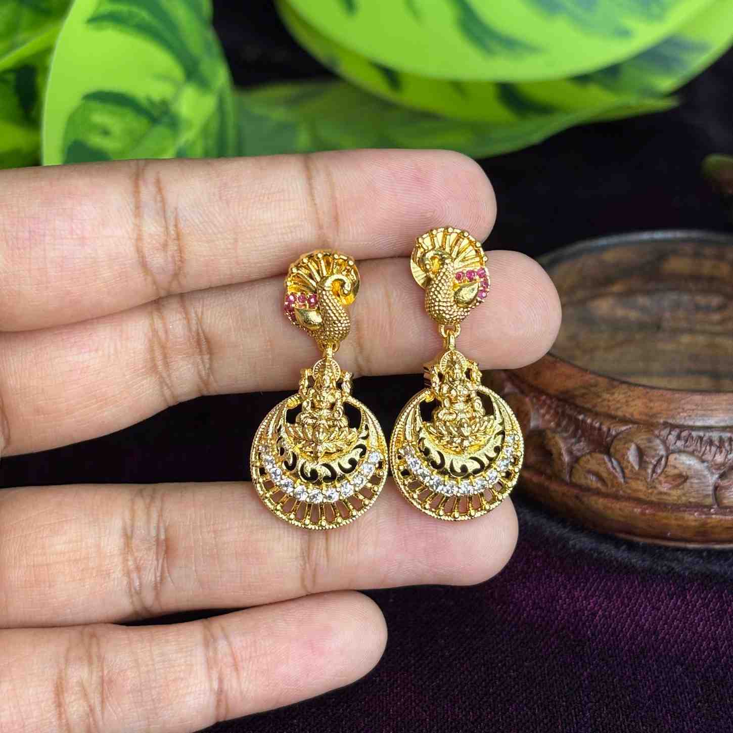 Premium Quality Traditional Temple Collection Earrings J0100-S22