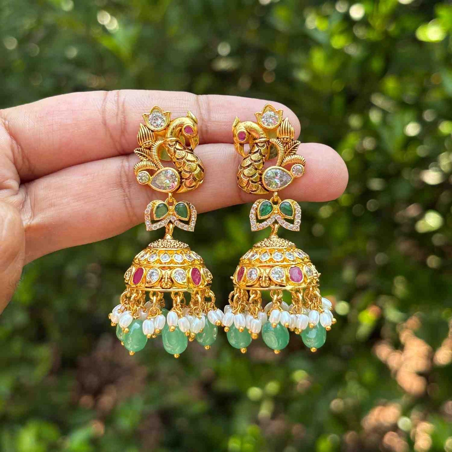 J0090 Premium Quality Peacock Stone Jhumka