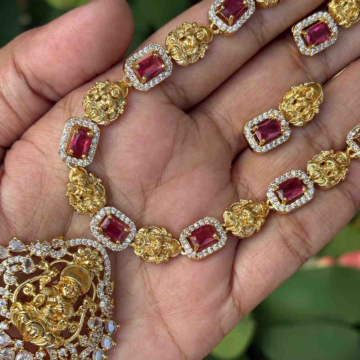 N0207 Red Stone Lakshmi Necklace