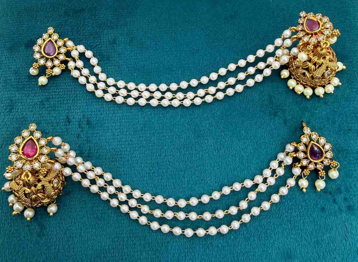 Mattal With attached red Jhumka J0036-CO54