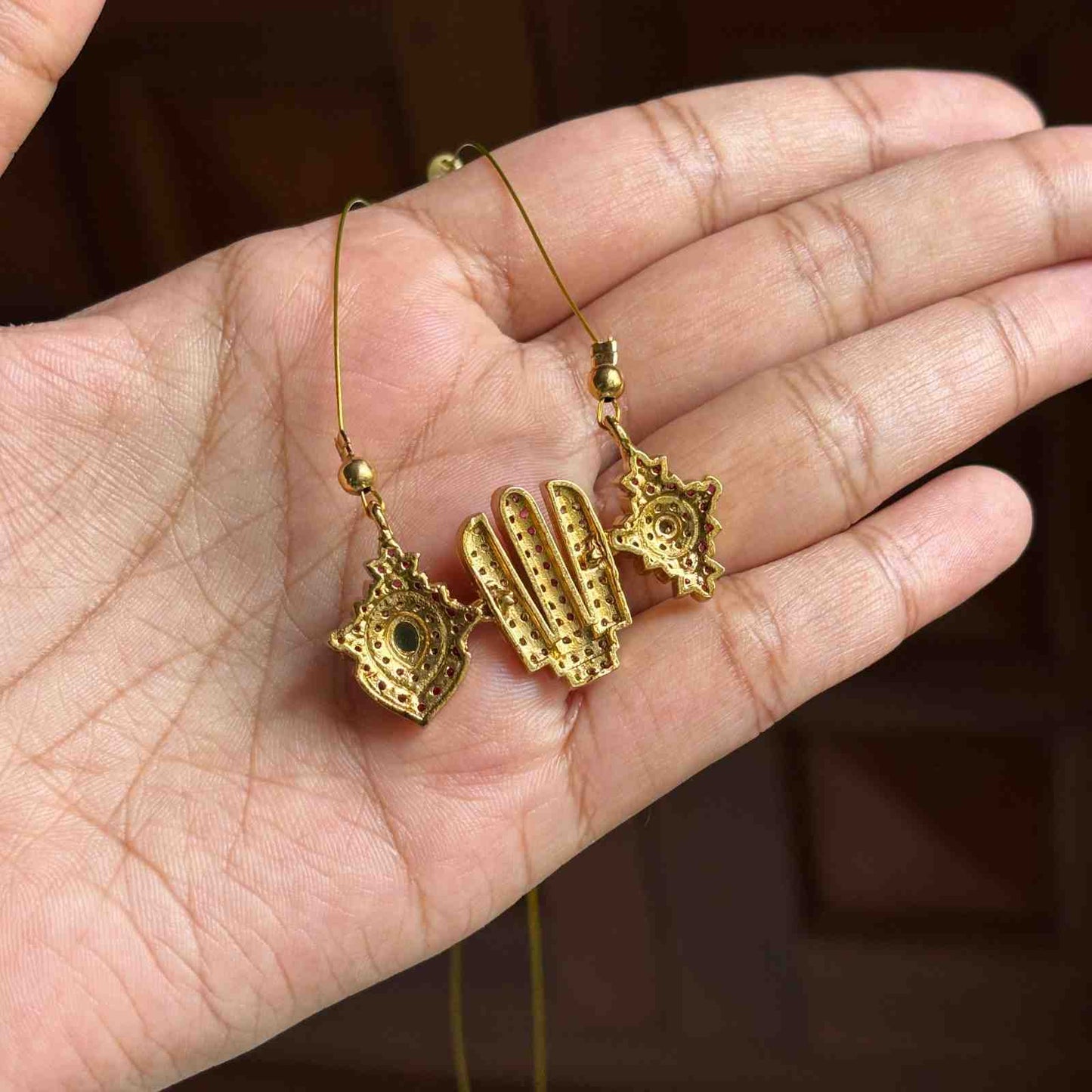 IN009 Perumal Namam Invisible Chain with Earrings