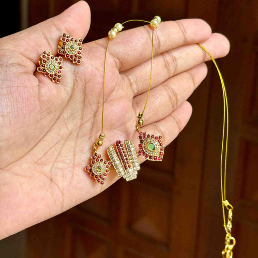 IN009 Perumal Namam Invisible Chain with Earrings